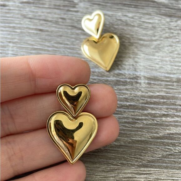 Heart statement earrings A197 - Picture 5 of 6